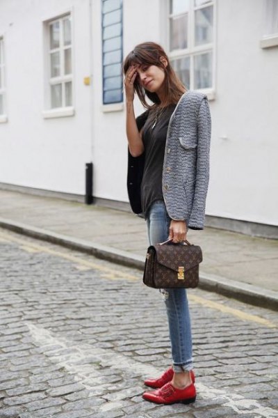 gray tweed blazer with black t-shirt and brown evening shoes