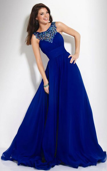 Fit and flare dark blue floor-length flowing dress