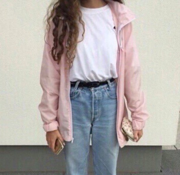 Light pink oversized windbreaker with a white t-shirt and boyfriend jeans