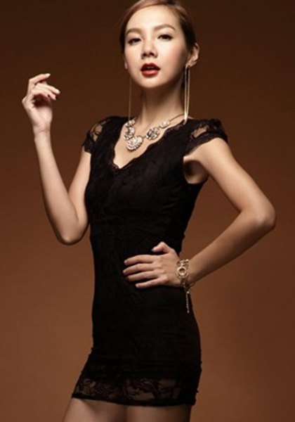 black cap sleeve v-neck super mini bodycon lace dress