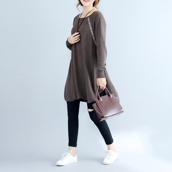 gray tunic-cotton sweater with short black skinny jeans