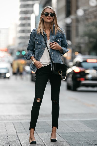 blue denim jacket with white scoop t-shirt and skinny jeans