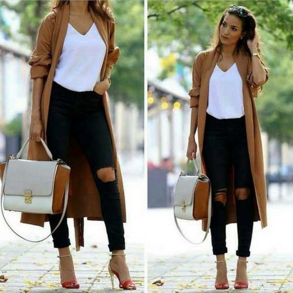 brown longline cardigan with white V-neck t-shirt and skinny jeans