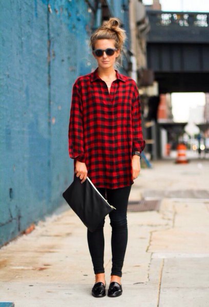red and black oversized plaid shirt with leggings and leather low shoes