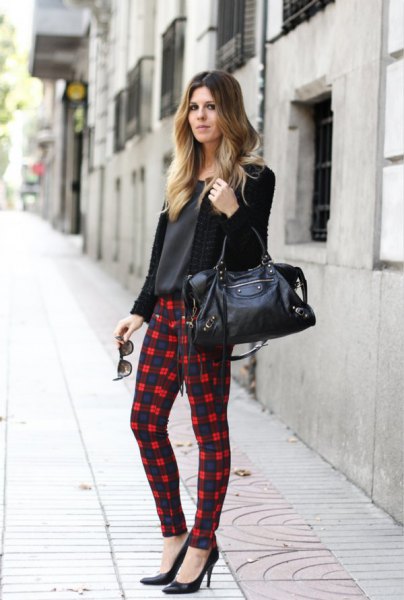 Cardigan with black and white checkered leggings