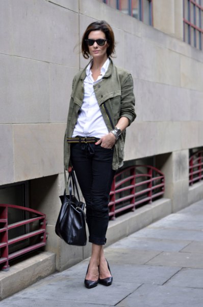 gray blazer with white shirt and black jeans with cuffs