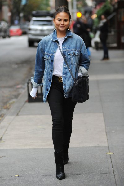 blue jeans autumn jacket with white t-shirt and black skinny jeans