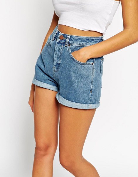 white short t-shirt with light blue mom denim shorts with cuff