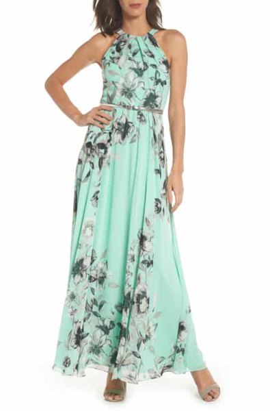 Light green maxi dress with floral print and belt with open toes