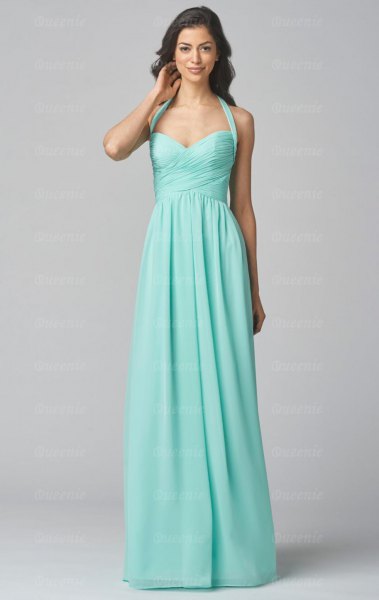 Halter neckline with a heart-shaped neckline and flared maxi dress