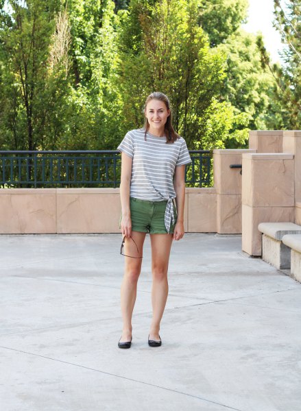 gray and white striped t-shirt with jeans mini shorts