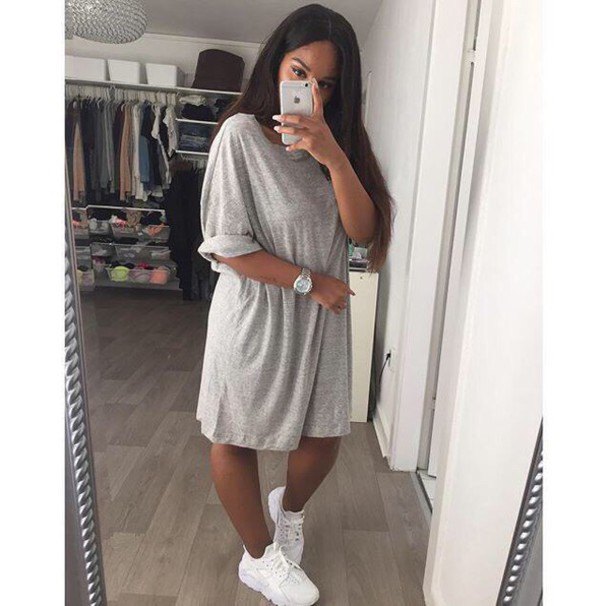 light gray oversized t-shirt dress with white sneakers