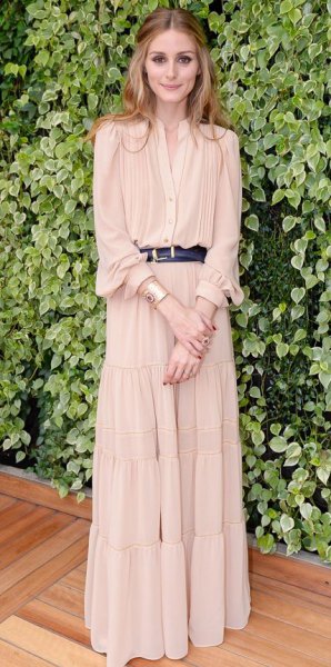 Light pink pleated maxi dress with black leather belt