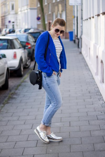 casual blazer in royal blue with jeans and silver loafers