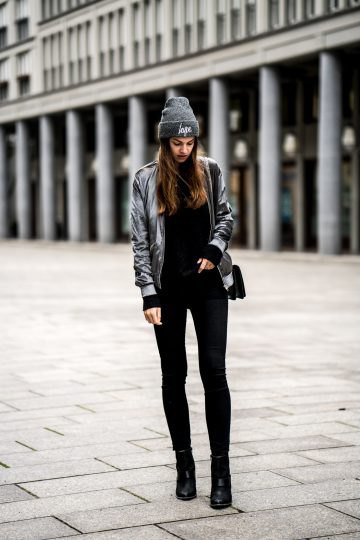gray velvet cotton jacket with black super skinny jeans