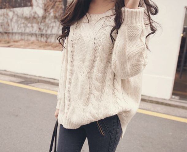 rough knitted sweater with gray skinny jeans