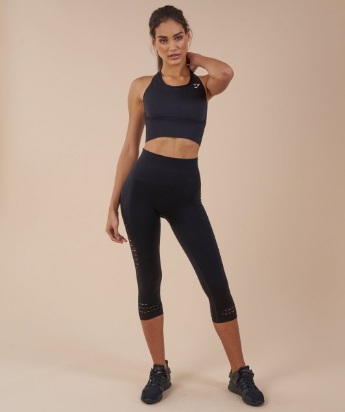 black sports bra top with shortened running pants