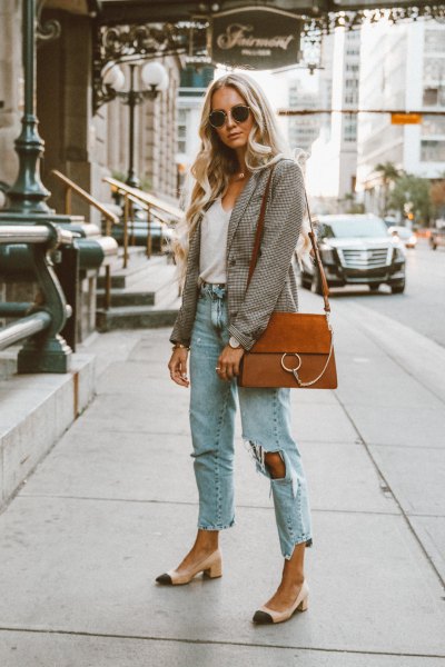 gray checked blazer with white scoop neck and boyfriend jeans