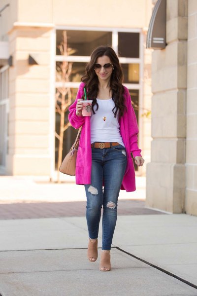 white tank top with a scoop neckline and pink cardigan