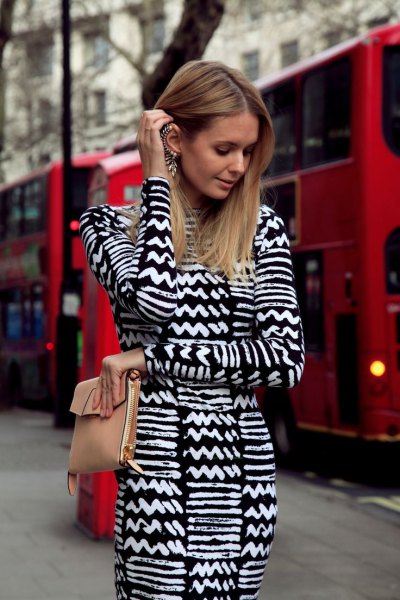 black and white printed, long-sleeved, form-fitting mini dress