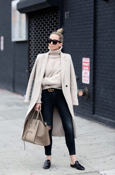 light pink long-line blazer with sweater neck shirt and black loafers
