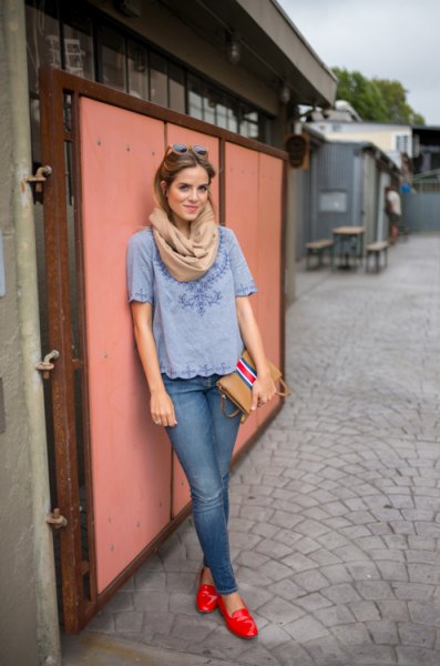 teal peeled chiffon blouse with pink scarf and red loafers