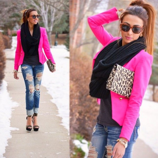warm pink blazer with leopard print clutch bag and ripped jeans