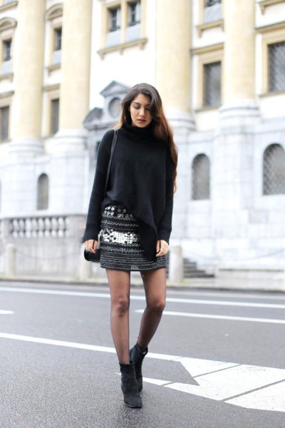 black sweater neck with patterned knitted mini skirt
