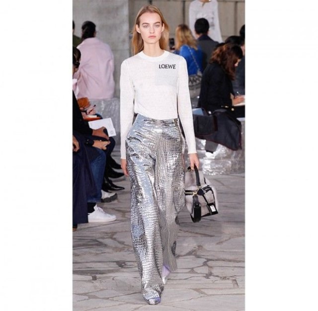 white long sleeve print tee with silver wide leg pants
