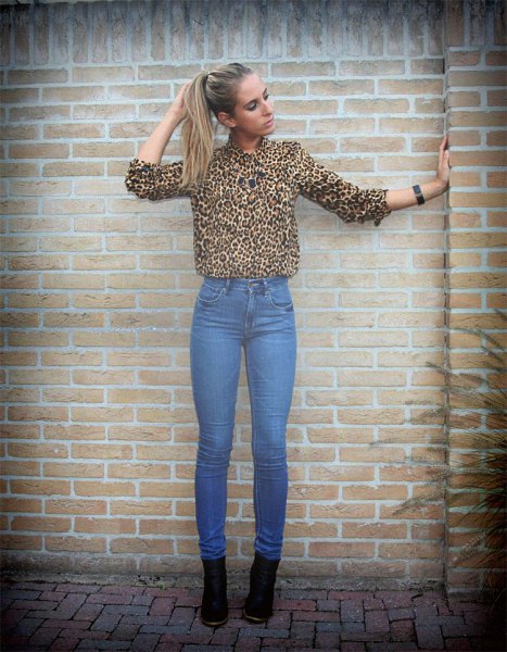 leopard print button up shirt with blue high waist slim jeans