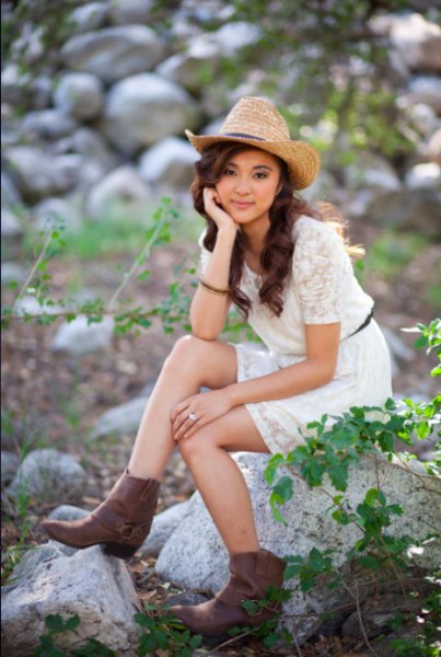 straw cowboy hat with white short sleeve belt mini lace dress