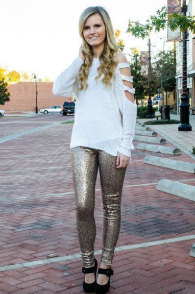 white boat neck cut sweater with gold sequins in sequins