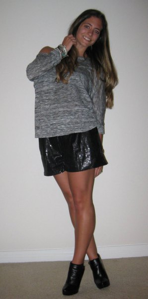 Heather gray sweater black palace shorts