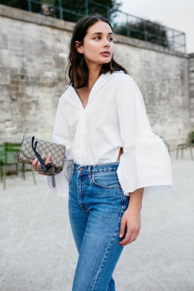 white puff sleeve button up shirt mom jeans