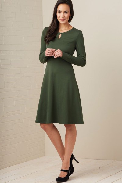 green long sleeve knee length a line dress