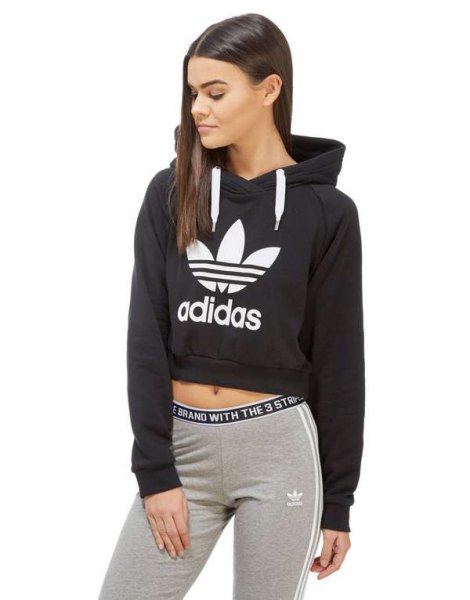 black cropped hoodie gray running tights