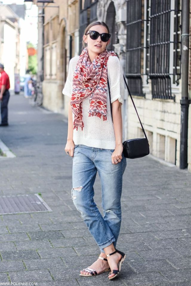 colorful scarf with boyfriend jeans
