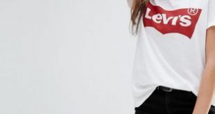 Levi's Perfect T-shirt with Batwing Logo | Mode straße, Kleidung .