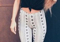 How to Style Bell Bottom Yoga Pants: Top 13 Ladylike Outfit Ideas .