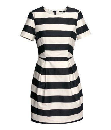 black & white striped dress from H&M | Stile di moda, Vestito a .