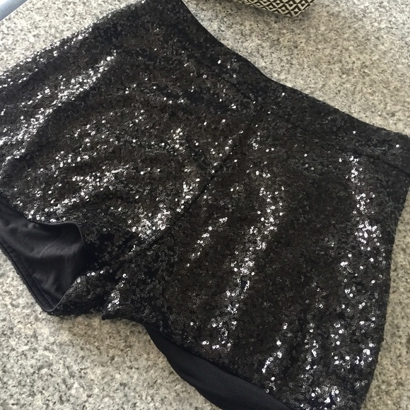 H&M Shorts | Hm Black Sequin Size 12 | Poshma