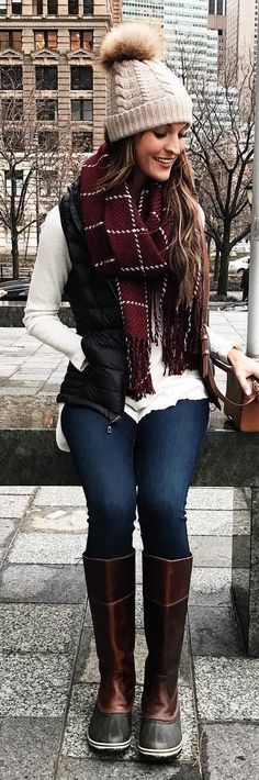 428 Best Scarf Outfit Ideas images | Autumn fashion, Ways to wear .