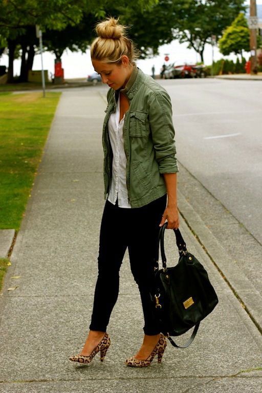 How To Wear Military or Utility Jackets For Women | Fashion, Casu