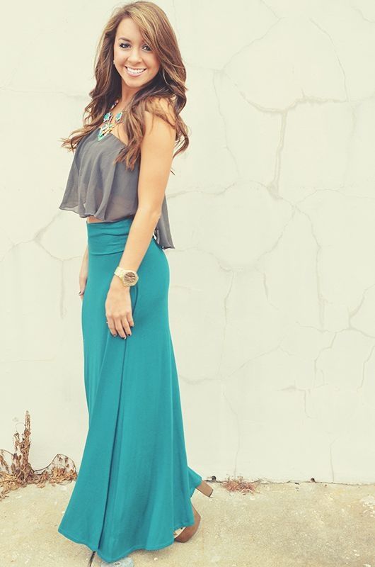 10 Maxi Skirt Outfit Ideas for Ladi