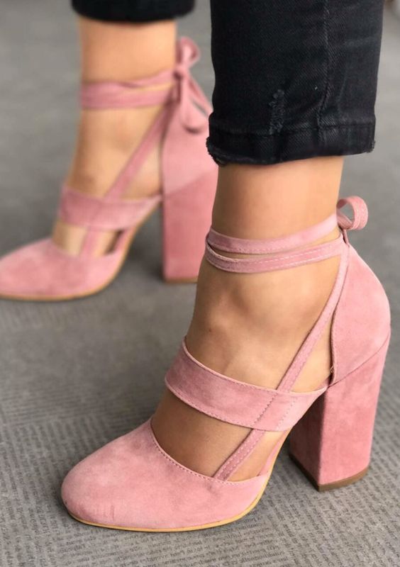How to Wear Block Heels? | She's Got Style | Shoes, Clean suede .