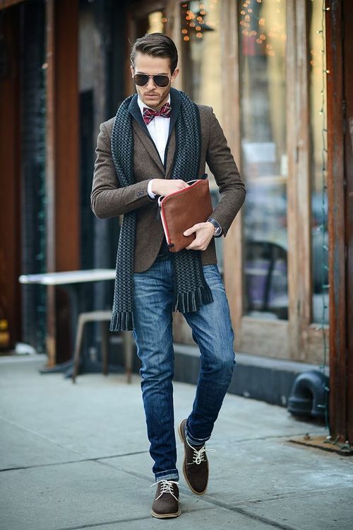 How to dress better with shoes & jeans and impress the ladies .