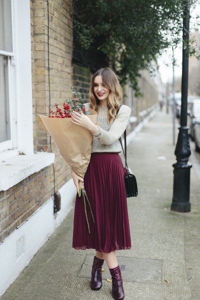 How to Style Burgundy Skirt: 15 Beautiful & Deep Outfit Ideas .