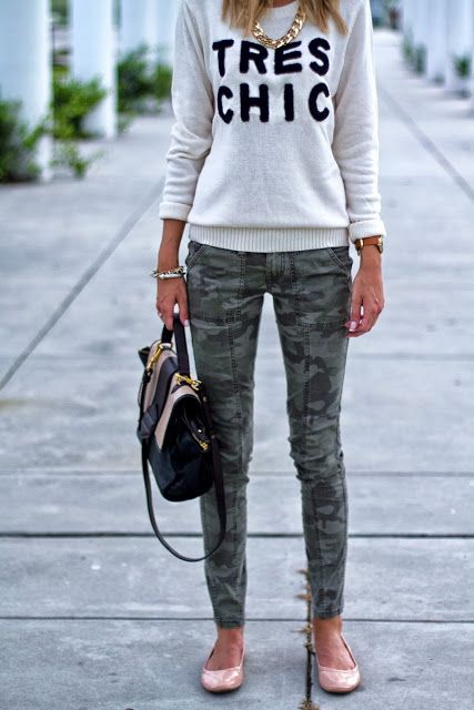 Outfit ideas. Tres chic grey sweater. Camo skinny pants. Flats .