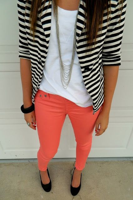 Extremely Chic Combinations with Colored Jeans | Fashion, Work .