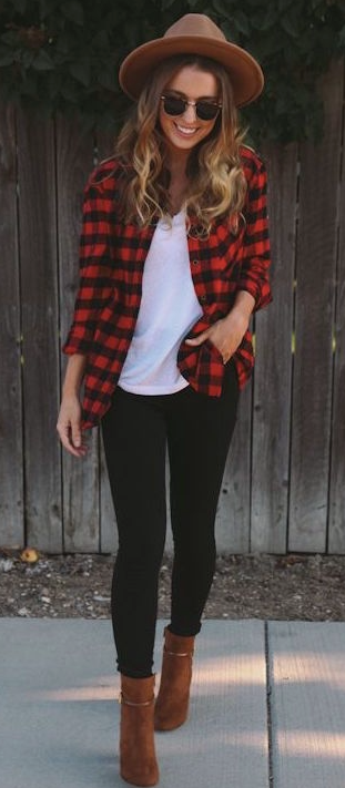 Street style with plaid and fleece lined leggings for women | Cute .